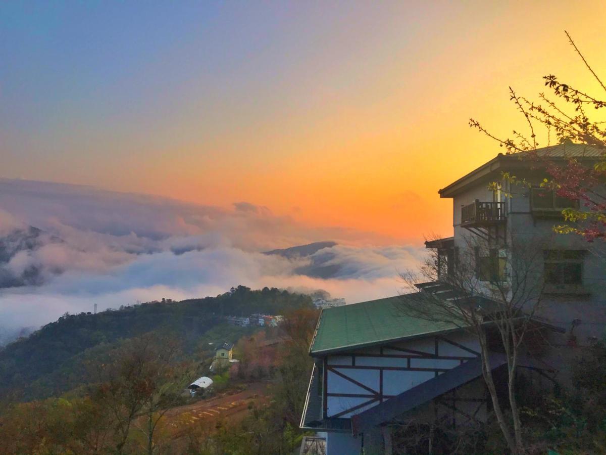 Tian Hsiang Tea B&B Renai Bagian luar foto